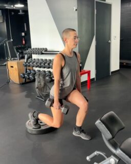 A few things that happened at RenuFit this past week 🗓️ 

1- Bulgarian split squat isometrics 😣 
2- A lateral shuffle a day keeps the 🧑‍⚕️ away
3- Staying bouncy is great way to stay young 
4- Follow cam 
5- The governators press 
6- FFE lunges to build the 🍑 
7- Block pulls to work the top half of the deadlift 
8- Swings are best done in sync 👯‍♀️
9- If you think you have strong hamstrings, try this
10- Dan showing us his elogance 🕺
11- Suzie is serious about her ball 🏐 
12- A little posterior lower expansion of the pelvis never hurt anybody 🤓 

 #ocfitness #ocgym #groupfitness #groupfitnessclasses #orangecountygym #funfitness #training  #renufit #rnft #explorepage #explore #community #health #wellness